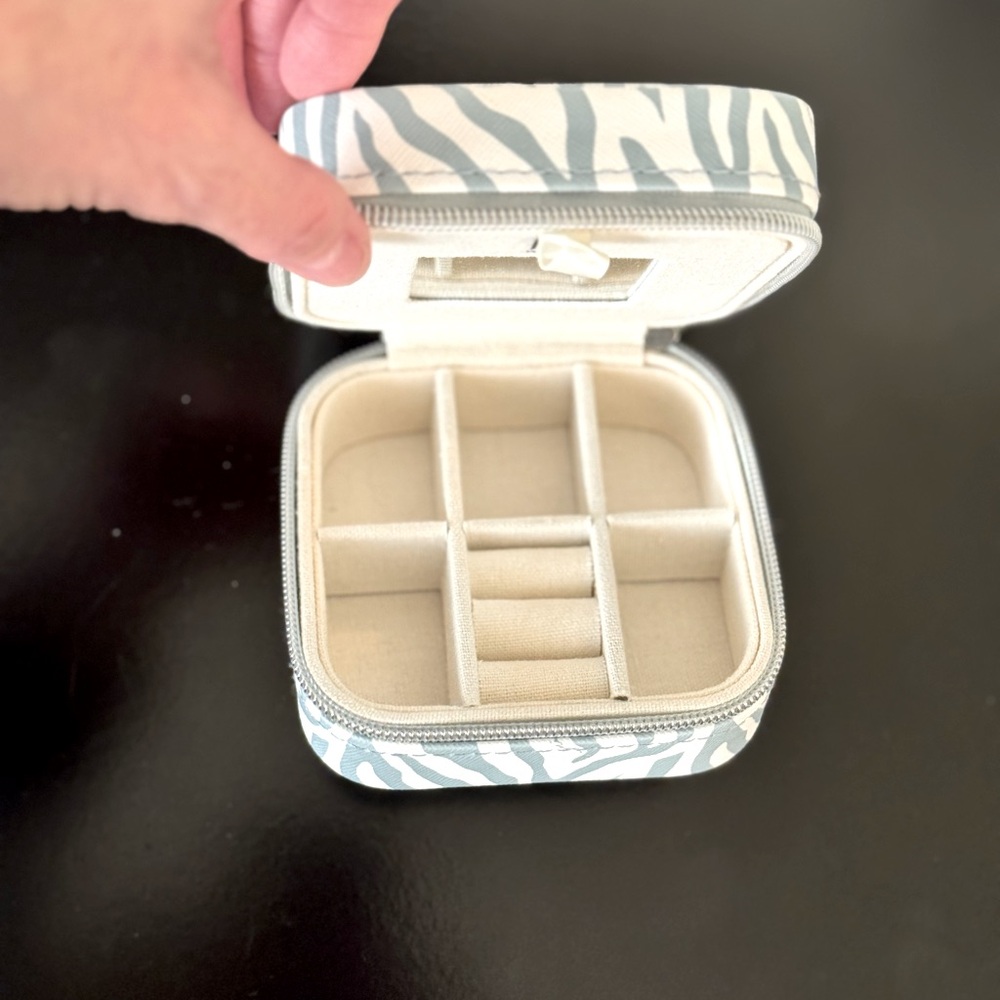 MILLY Jewelry Travel Jewelry Case